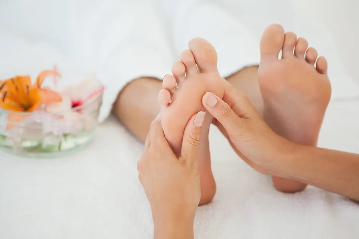 Img - Oneness - Foot Massage - 1